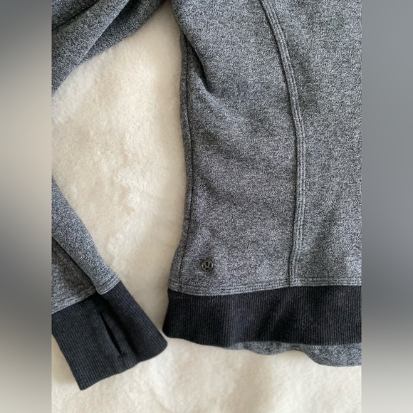 Lululemon Athletica Karma Collected jacket / sweater | size 4 | athleisure - Picture 6 of 6